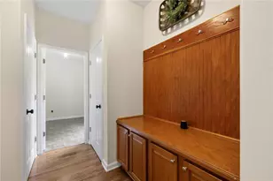 250 Ryans Ct, Sharpsburg, GA 30277 - Photo 18