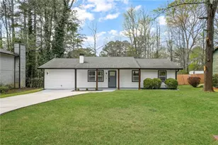 8919 Saddlewood Dr, Jonesboro, GA 30238 - Photo 6