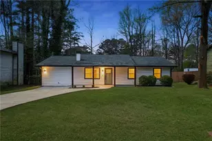 8919 Saddlewood Dr, Jonesboro, GA 30238 - Photo 8