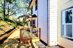 2081 Hunters Ridge Dr, Lawrenceville, GA 30044 - Photo 34