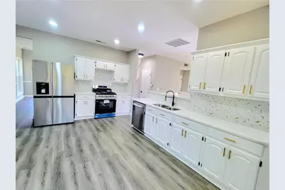 2081 Hunters Ridge Drive, Lawrenceville, GA 30044 - Photo 12