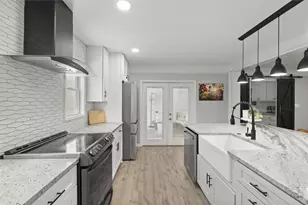 146 Lancelot Way, Lawrenceville, GA 30046 - Photo 10