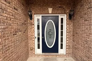 2383 Crimson Creek Ln, Snellville, GA 30078 - Photo 4