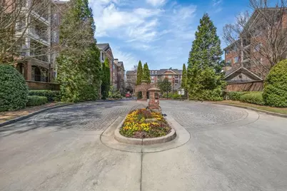 2300 Peachford Road #4002, Dunwoody, GA 30338 - Photo 2