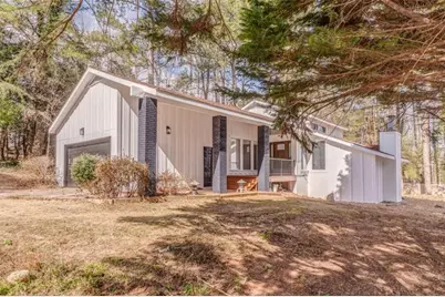 6788 E Woodridge Place E, Douglasville, GA 30135 - Photo 6