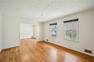 2191 Plantation Ct, Lawrenceville, GA 30044 - Photo 4