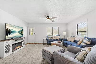 3839 Cowan Circle, Acworth, GA 30101 - Photo 4