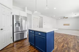 1560 Avalon Creek Rd, Sugar Hill, GA 30518 - Photo 10