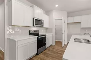 310 Friendship Oak Wy, Hampton, GA 30228 - Photo 12