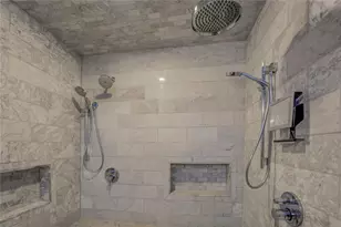 1250 Breuer Mews, Atlanta, GA 30318 - Photo 16