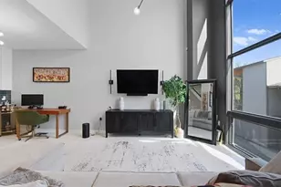 1250 Breuer Mews, Atlanta, GA 30318 - Photo 8