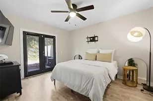 1250 Breuer Mews, Atlanta, GA 30318 - Photo 22