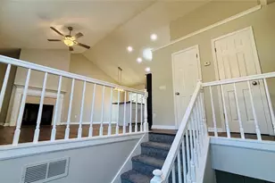 1015 Sly Fox Ct, Stone Mountain, GA 30088 - Photo 8