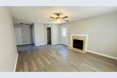 1015 Sly Fox Court, Stone Mountain, GA 30088 - Photo 32