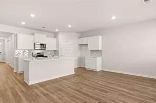 306 Friendship Oak Wy, Hampton, GA 30228 - Photo 10