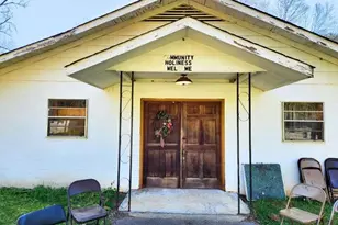 948 Martin St, Summerville, GA 30747 - Photo 2