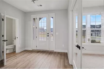 72 Clear Lake Parkway, Hoschton, GA 30548 - Photo 4