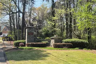 6095 Georgetown Park Dr, Norcross, GA 30071 - Photo 52