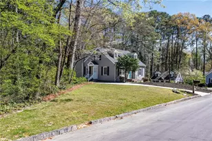 1868 Dyer Cir, Chamblee, GA 30341 - Photo 46