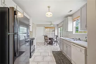 5639 Isleworth Ct, Atlanta, GA 30349 - Photo 16