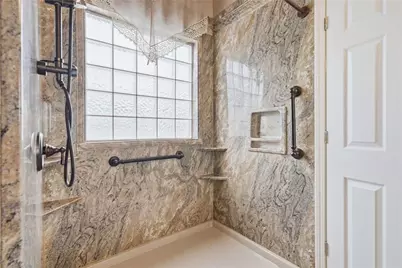 5639 Isleworth Court, Atlanta, GA 30349 - Photo 24