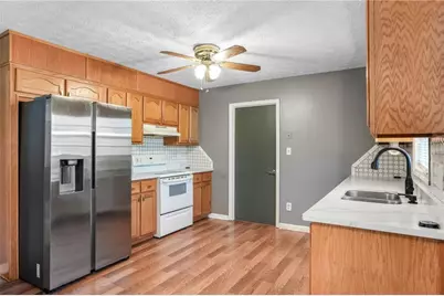 1349 Ashbrook Drive, Lawrenceville, GA 30043 - Photo 12