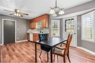 1349 Ashbrook Drive, Lawrenceville, GA 30043 - Photo 14