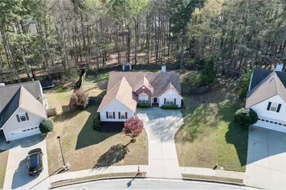 2340 Heatherton Circle, Dacula, GA 30019 - Photo 2