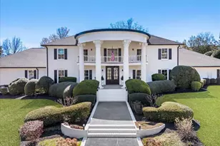 205 Slaton Cir, Roswell, GA 30075 - Photo 6