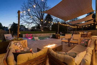 205 Slaton Circle, Roswell, GA 30075 - Photo 2