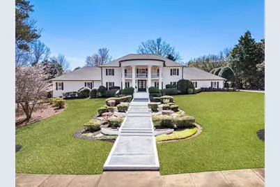 205 Slaton Circle, Roswell, GA 30075 - Photo 1