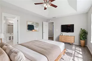 1404 Chapel Hill Ln SW, Marietta, GA 30008 - Photo 4