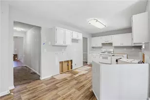 1404 Chapel Hill Ln SW, Marietta, GA 30008 - Photo 6