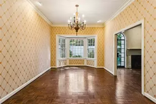 19 Mooregate Square, Atlanta, GA 30327 - Photo 16