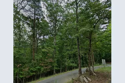 7816 Beachwood Drive, Murrayville, GA 30564 - Photo 2