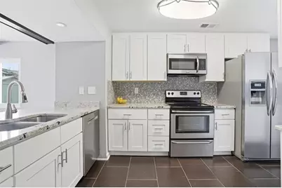 334 Home Park Avenue NW, Atlanta, GA 30318 - Photo 6