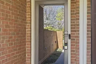 334 Home Park Ave NW, Atlanta, GA 30318 - Photo 2