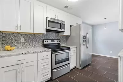 334 Home Park Avenue NW, Atlanta, GA 30318 - Photo 6