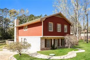 2069 Christian Cir SE, Conyers, GA 30013 - Photo 4