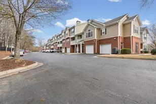 7104 Woodland Ln, Alpharetta, GA 30009 - Photo 4