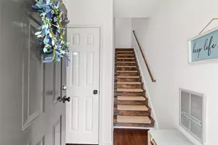 7104 Woodland Ln, Alpharetta, GA 30009 - Photo 6