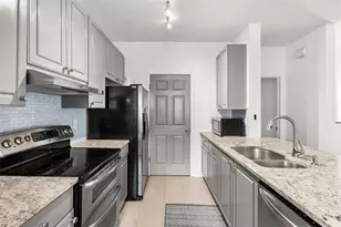 7104 Woodland Ln, Alpharetta, GA 30009 - Photo 18