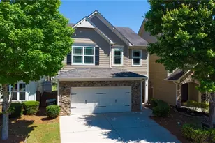 130 Highland Pointe Cir E, Dawsonville, GA 30534 - Photo 2