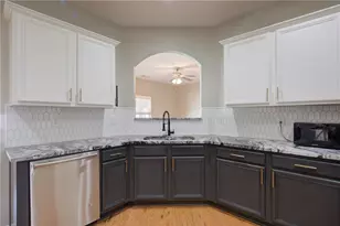 130 Highland Pointe Cir E, Dawsonville, GA 30534 - Photo 8
