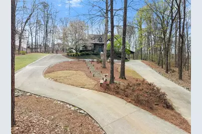 2195 E Maddox Road, Buford, GA 30519 - Photo 32