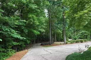 2195 E Maddox Rd, Buford, GA 30519 - Photo 28