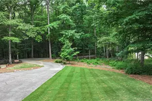 2195 E Maddox Rd, Buford, GA 30519 - Photo 4