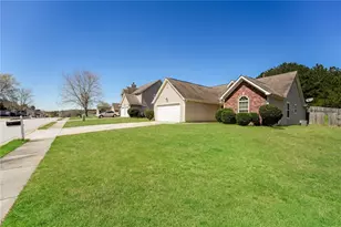 375 Stone Ridge Way, Covington, GA 30016 - Photo 2