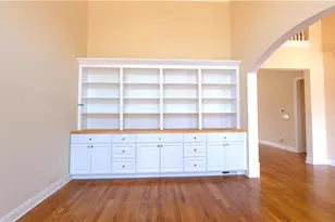 2640 Ivy Brook Ln, Buford, GA 30519 - Photo 14