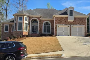 2640 Ivy Brook Ln, Buford, GA 30519 - Photo 1